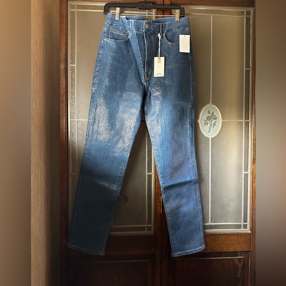 Good American Jeans - Picture 5 of 8